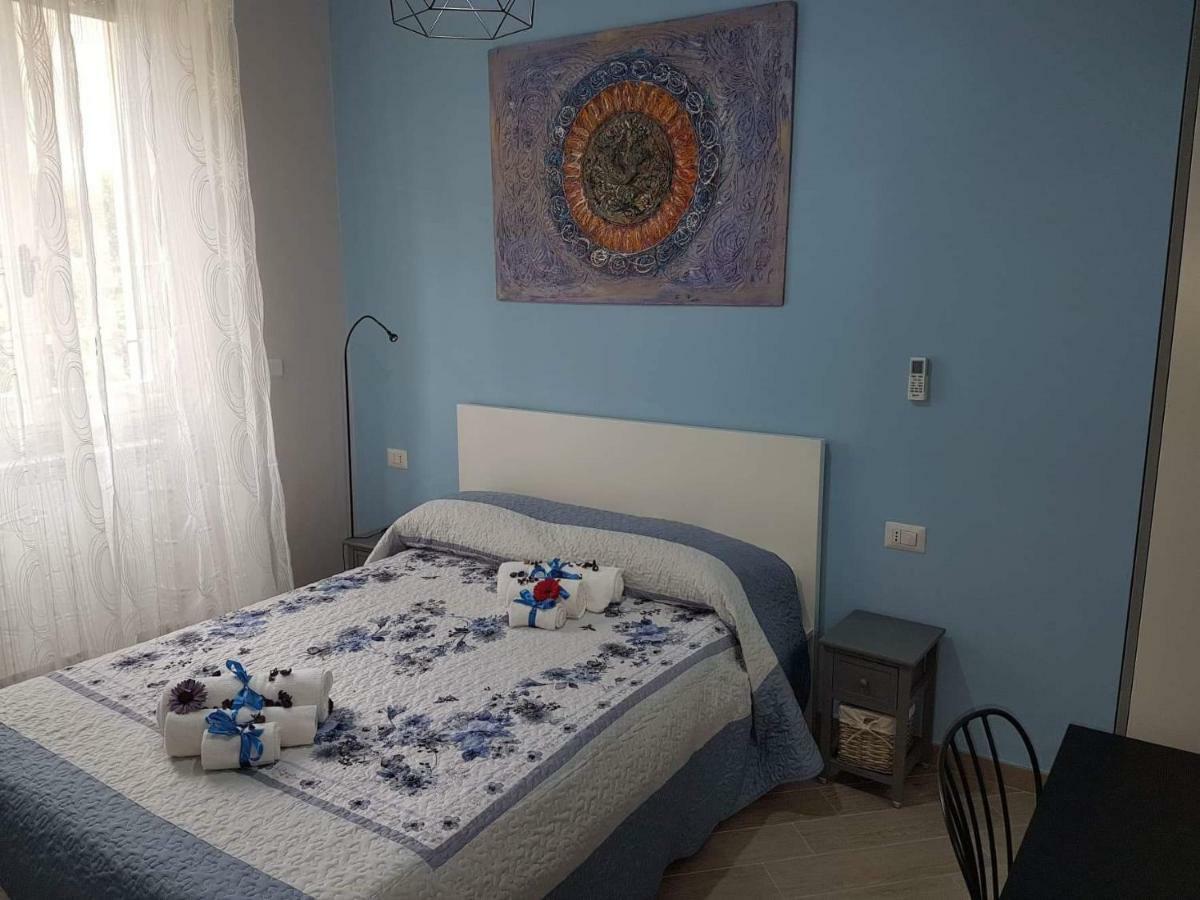 Velia B&B Gaeta Ngoại thất bức ảnh