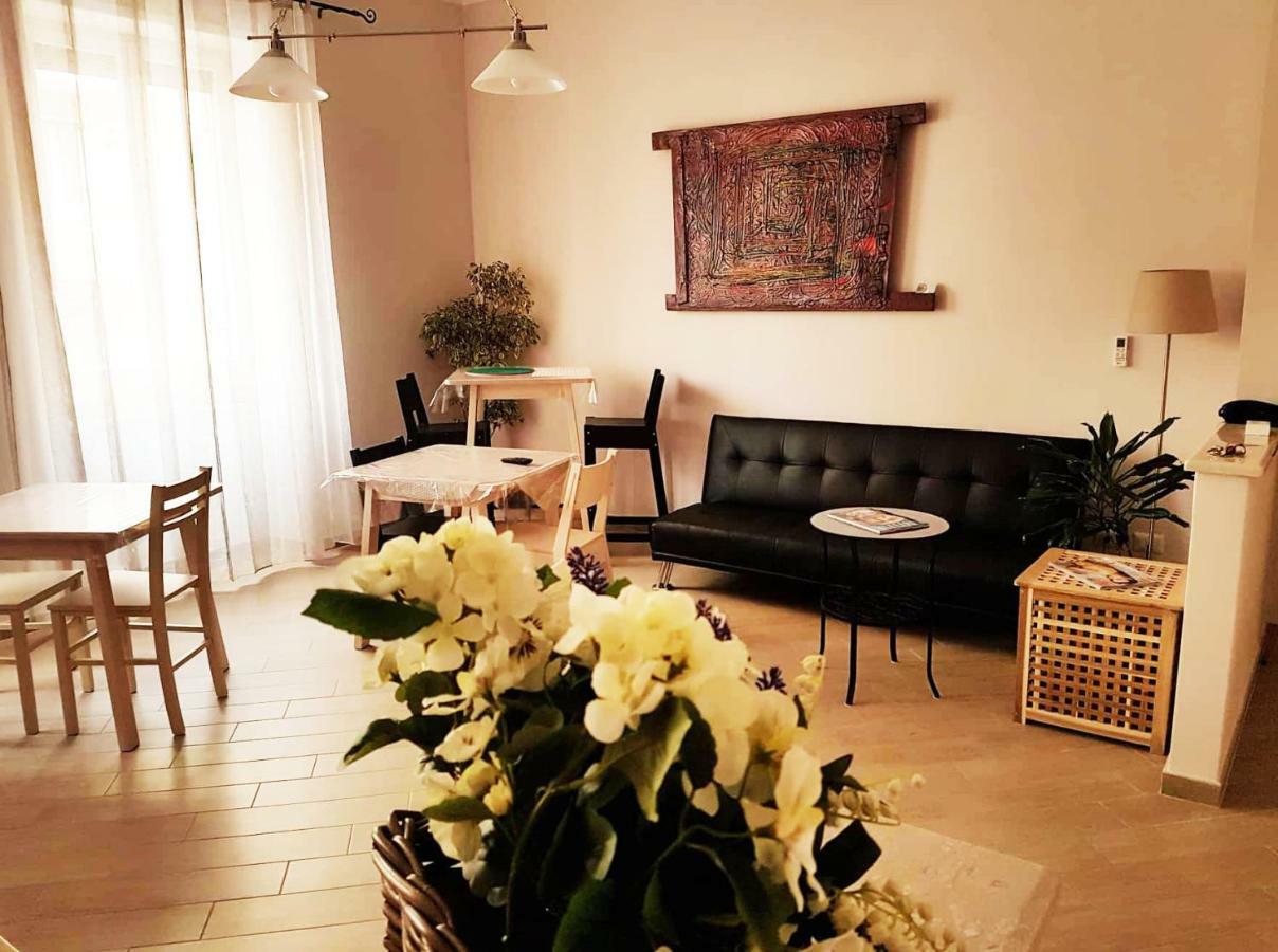 Velia B&B Gaeta Ngoại thất bức ảnh