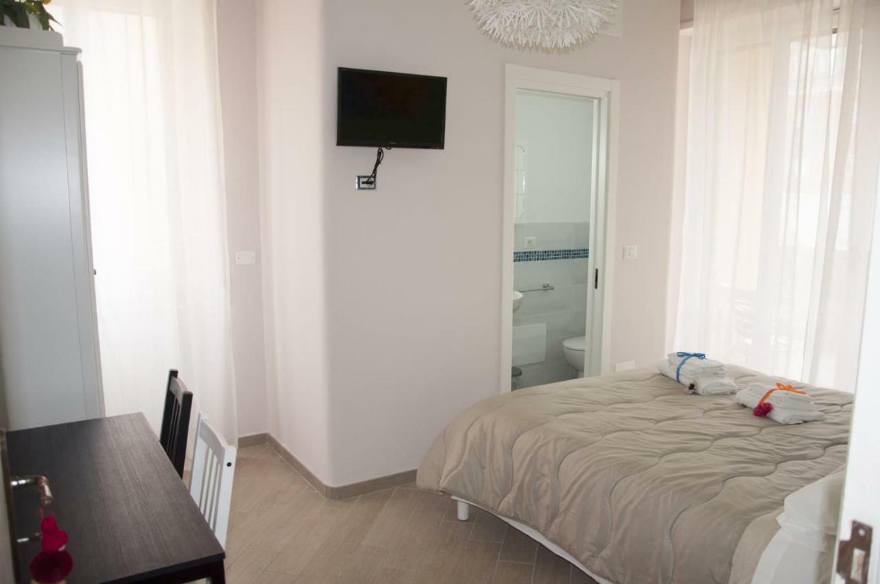 Velia B&B Gaeta Ngoại thất bức ảnh
