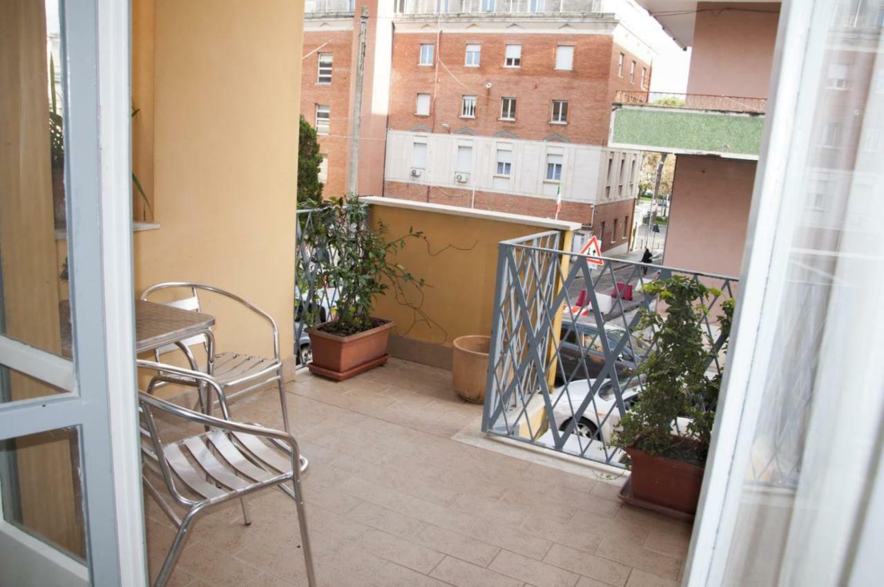 Velia B&B Gaeta Ngoại thất bức ảnh