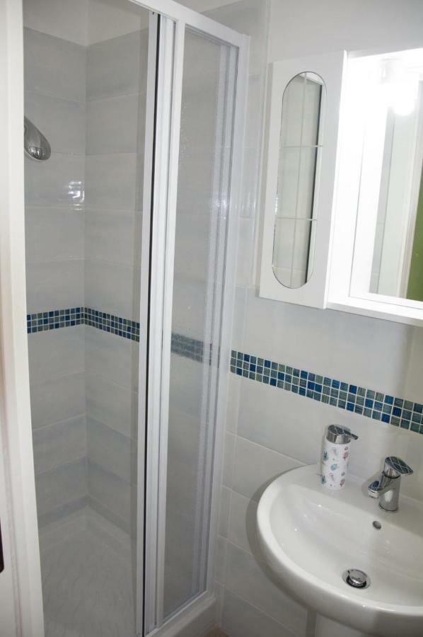 Velia B&B Gaeta Ngoại thất bức ảnh