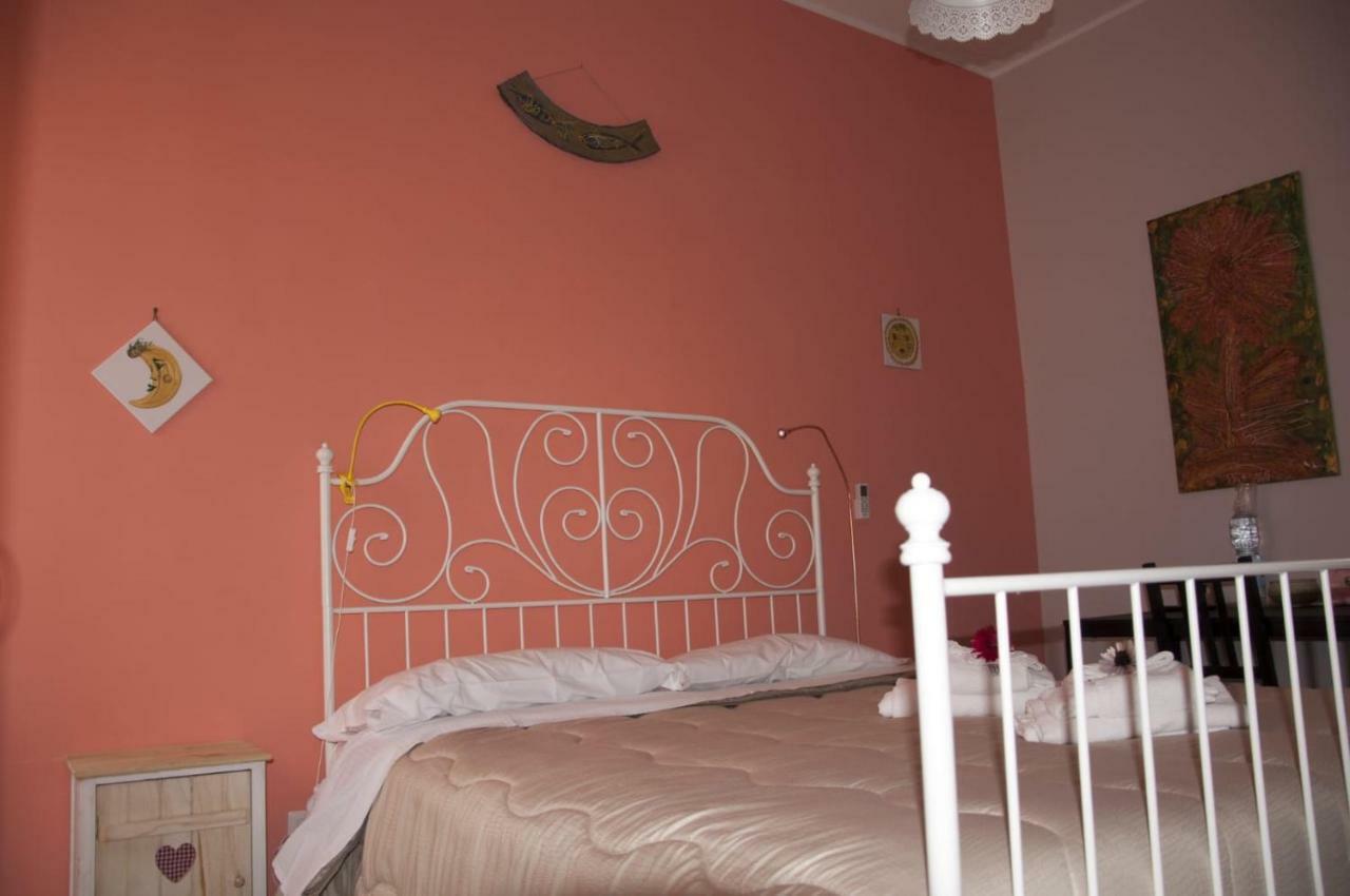Velia B&B Gaeta Ngoại thất bức ảnh