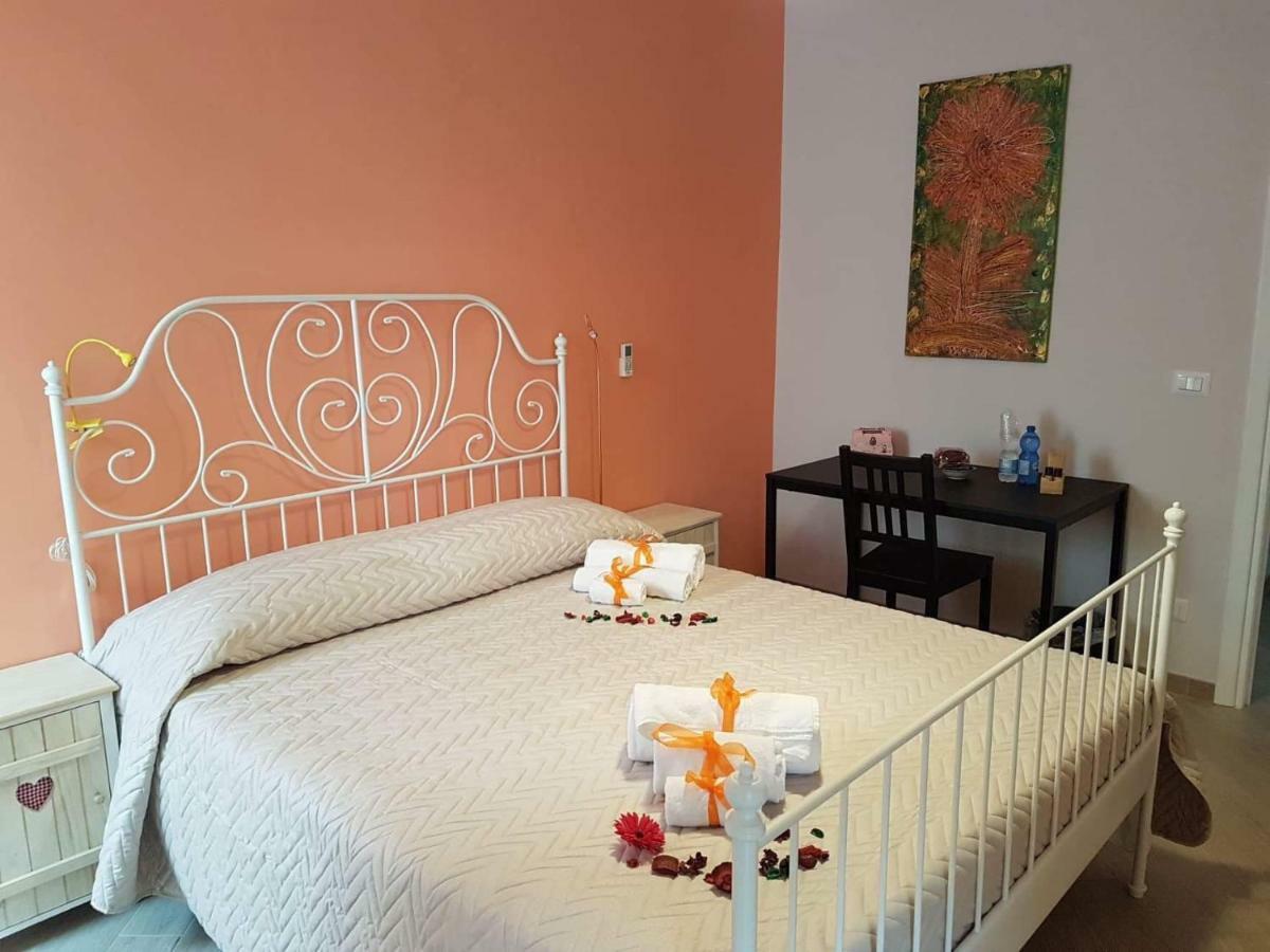 Velia B&B Gaeta Ngoại thất bức ảnh