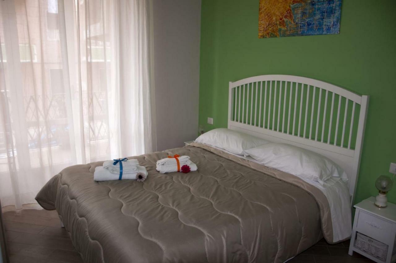 Velia B&B Gaeta Ngoại thất bức ảnh